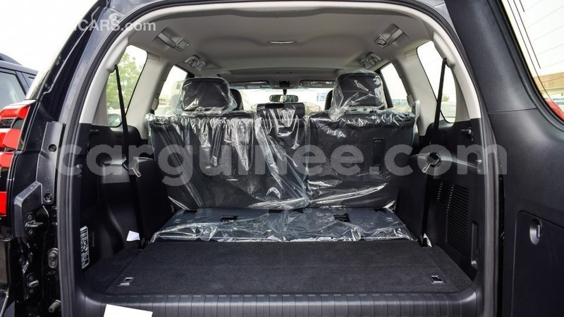 Big with watermark toyota land cruiser conakry import dubai 4003