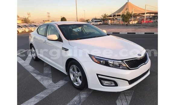 Acheter Import Voiture Kia Optima Blanc à Import - Dubai, Conakry Acheter Import Voiture Kia Optima Blanc à Import - Dubai, Conakry