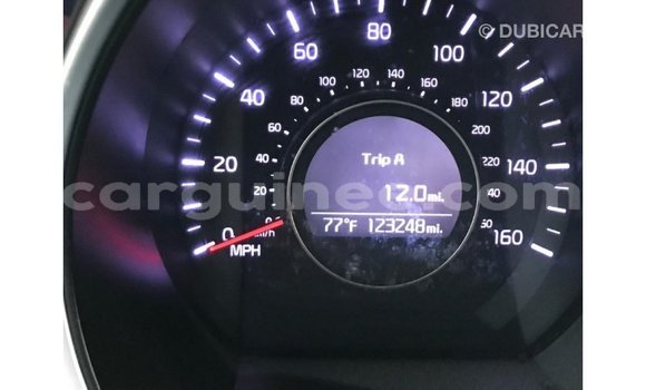 Acheter Import Voiture Kia Optima Blanc à Import - Dubai, Conakry Acheter Import Voiture Kia Optima Blanc à Import - Dubai, Conakry