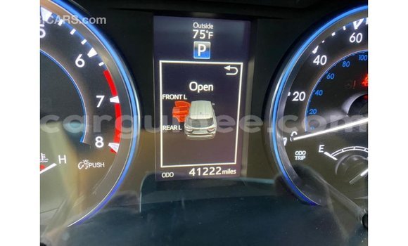 Acheter Import Voiture Toyota Highlander Vert à Import - Dubai, Conakry Acheter Import Voiture Toyota Highlander Vert à Import - Dubai, Conakry