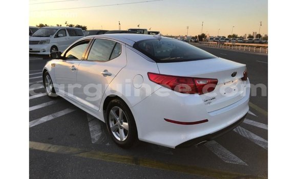 Acheter Import Voiture Kia Optima Blanc à Import - Dubai, Conakry Acheter Import Voiture Kia Optima Blanc à Import - Dubai, Conakry
