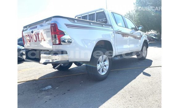 Buy Import Toyota Hilux White Car in Import - Dubai in Conakry Buy Import Toyota Hilux White Car in Import - Dubai in Conakry