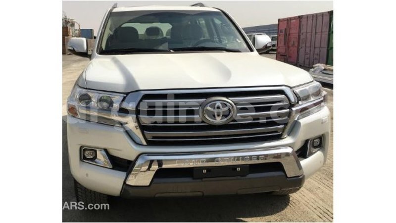 Big with watermark toyota land cruiser conakry import dubai 4043