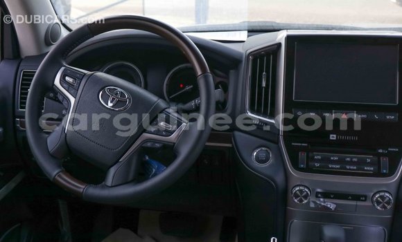 Buy Import Toyota Land Cruiser Black Car in Import - Dubai in Conakry Buy Import Toyota Land Cruiser Black Car in Import - Dubai in Conakry