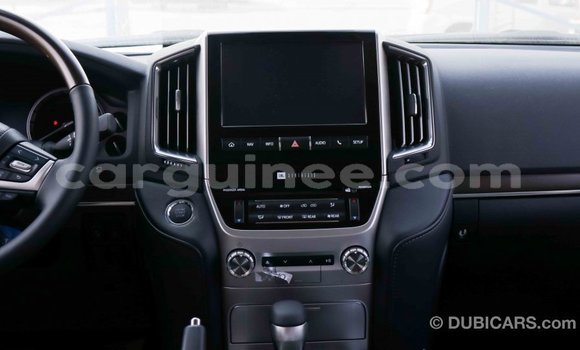 Buy Import Toyota Land Cruiser Black Car in Import - Dubai in Conakry Buy Import Toyota Land Cruiser Black Car in Import - Dubai in Conakry