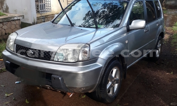 Acheter Occasion Voiture Nissan X-Trail Beige à Matoto au Conakry Acheter Occasion Voiture Nissan X-Trail Beige à Matoto au Conakry
