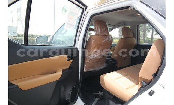 Buy Import Toyota Fortuner White Car in Import - Dubai in Conakry Buy Import Toyota Fortuner White Car in Import - Dubai in Conakry