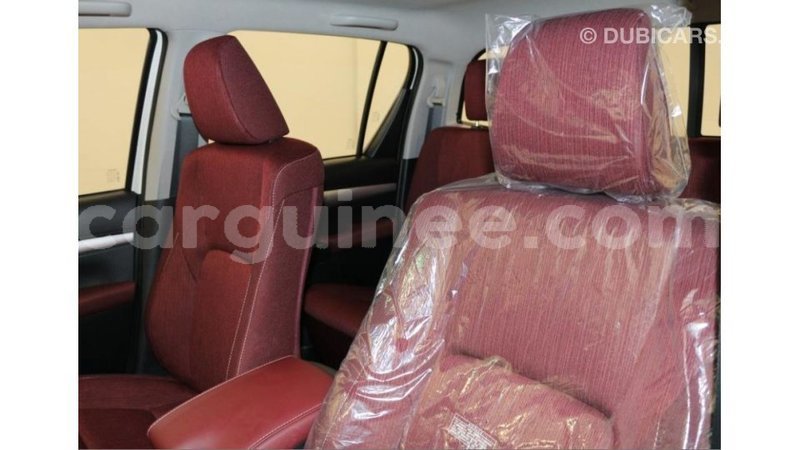 Big with watermark toyota hilux conakry import dubai 4054