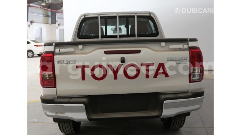 Big with watermark toyota hilux conakry import dubai 4054