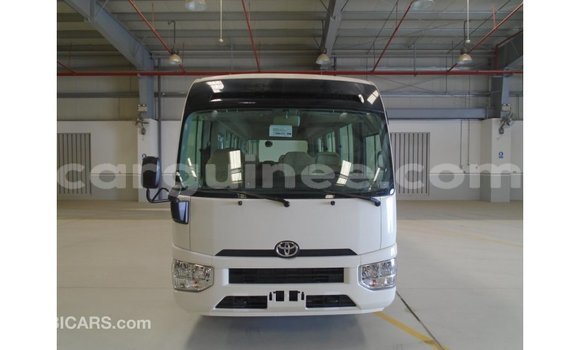 Acheter Import Voiture Abarth 595 Blanc à Import - Dubai, Conakry Acheter Import Voiture Abarth 595 Blanc à Import - Dubai, Conakry