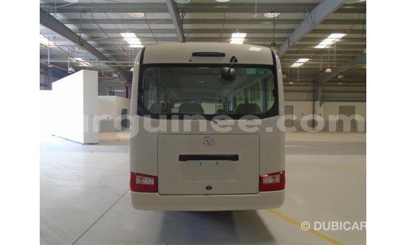 Acheter Import Voiture Abarth 595 Blanc à Import - Dubai, Conakry Acheter Import Voiture Abarth 595 Blanc à Import - Dubai, Conakry