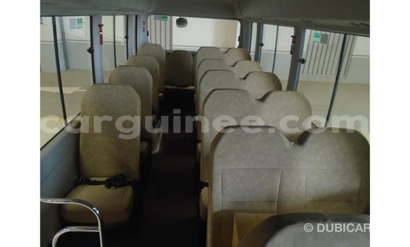 Acheter Import Voiture Abarth 595 Blanc à Import - Dubai, Conakry Acheter Import Voiture Abarth 595 Blanc à Import - Dubai, Conakry