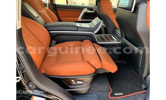 Buy Import Toyota Land Cruiser Black Car in Import - Dubai in Conakry Buy Import Toyota Land Cruiser Black Car in Import - Dubai in Conakry