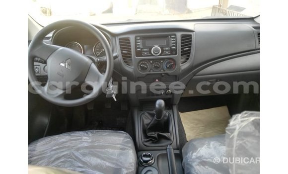 Buy Import Mitsubishi L200 Other Car in Import - Dubai in Conakry Buy Import Mitsubishi L200 Other Car in Import - Dubai in Conakry