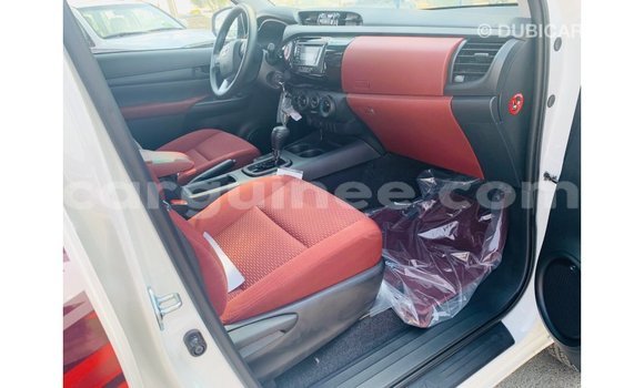 Buy Import Toyota Hilux White Car in Import - Dubai in Conakry Buy Import Toyota Hilux White Car in Import - Dubai in Conakry