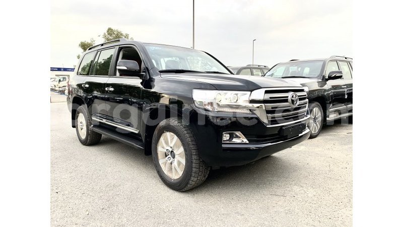 Big with watermark toyota land cruiser conakry import dubai 4063