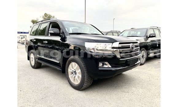 Buy Import Toyota Land Cruiser Black Car in Import - Dubai in Conakry Buy Import Toyota Land Cruiser Black Car in Import - Dubai in Conakry