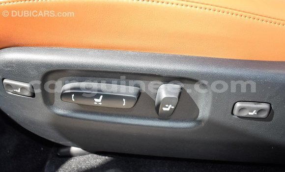 Buy Import Lexus LX White Car in Import - Dubai in Conakry Buy Import Lexus LX White Car in Import - Dubai in Conakry