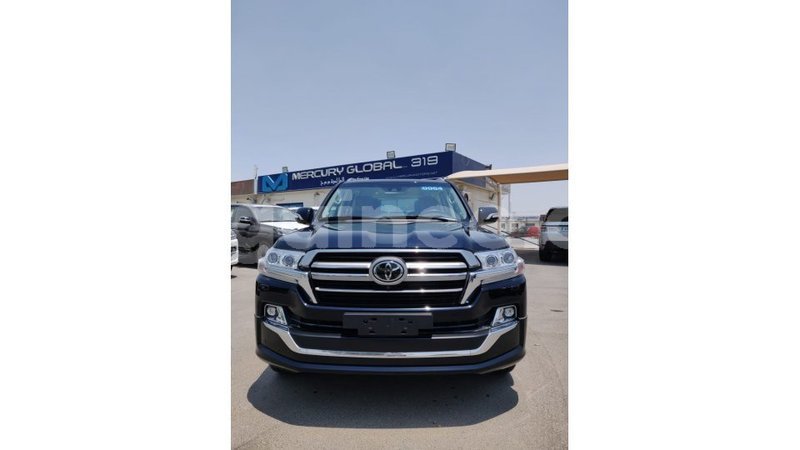 Big with watermark toyota land cruiser conakry import dubai 4073