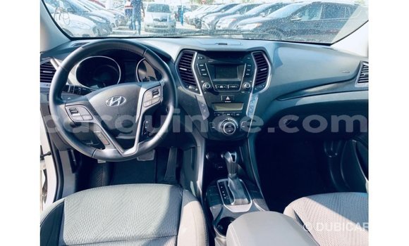 Buy Import Hyundai Santa Fe White Car in Import - Dubai in Conakry Buy Import Hyundai Santa Fe White Car in Import - Dubai in Conakry