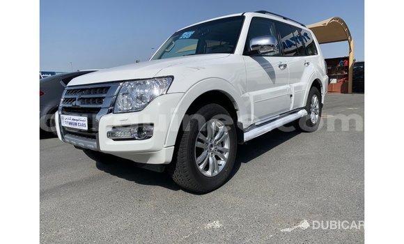 Buy Import Mitsubishi Pajero White Car in Import - Dubai in Conakry Buy Import Mitsubishi Pajero White Car in Import - Dubai in Conakry