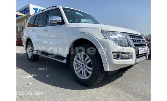 Buy Import Mitsubishi Pajero White Car in Import - Dubai in Conakry Buy Import Mitsubishi Pajero White Car in Import - Dubai in Conakry