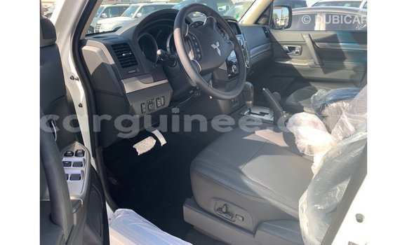 Buy Import Mitsubishi Pajero White Car in Import - Dubai in Conakry Buy Import Mitsubishi Pajero White Car in Import - Dubai in Conakry