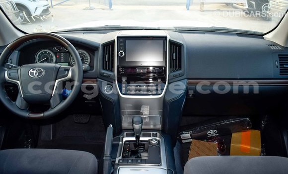 Acheter Import Voiture Toyota Land Cruiser Autre à Import - Dubai, Conakry Acheter Import Voiture Toyota Land Cruiser Autre à Import - Dubai, Conakry