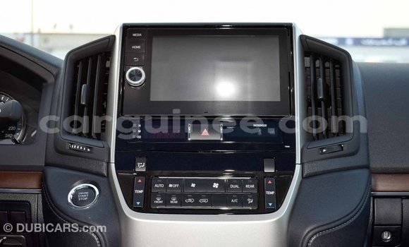 Acheter Import Voiture Toyota Land Cruiser Autre à Import - Dubai, Conakry Acheter Import Voiture Toyota Land Cruiser Autre à Import - Dubai, Conakry
