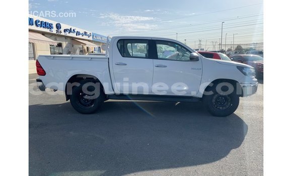 Buy Import Toyota Hilux White Car in Import - Dubai in Conakry Buy Import Toyota Hilux White Car in Import - Dubai in Conakry