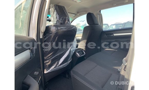 Buy Import Toyota Hilux White Car in Import - Dubai in Conakry Buy Import Toyota Hilux White Car in Import - Dubai in Conakry