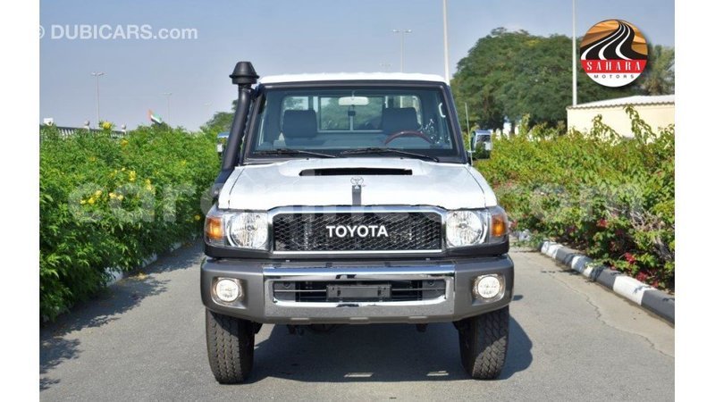 Big with watermark toyota land cruiser conakry import dubai 4093