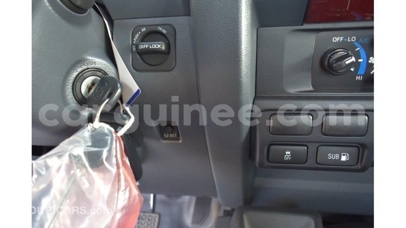 Big with watermark toyota land cruiser conakry import dubai 4093