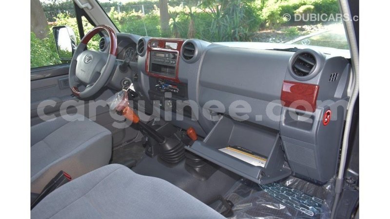 Big with watermark toyota land cruiser conakry import dubai 4093