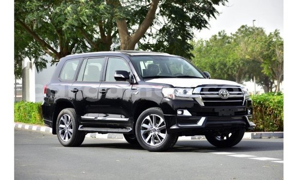 Buy Import Toyota Land Cruiser Black Car in Import - Dubai in Conakry Buy Import Toyota Land Cruiser Black Car in Import - Dubai in Conakry