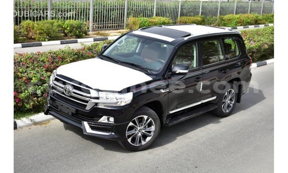 Buy Import Toyota Land Cruiser Black Car in Import - Dubai in Conakry Buy Import Toyota Land Cruiser Black Car in Import - Dubai in Conakry