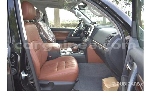 Buy Import Toyota Land Cruiser Black Car in Import - Dubai in Conakry Buy Import Toyota Land Cruiser Black Car in Import - Dubai in Conakry