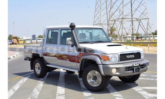 Buy Import Toyota Land Cruiser Other Car in Import - Dubai in Conakry Buy Import Toyota Land Cruiser Other Car in Import - Dubai in Conakry