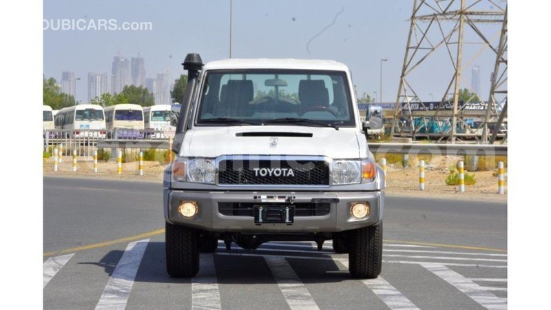 Big with watermark toyota land cruiser conakry import dubai 4099