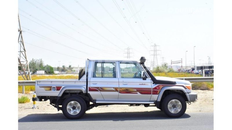 Big with watermark toyota land cruiser conakry import dubai 4099