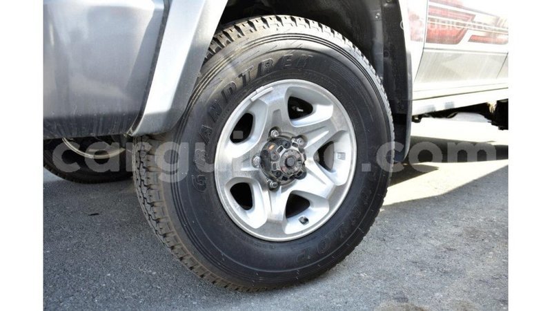Big with watermark toyota land cruiser conakry import dubai 4099