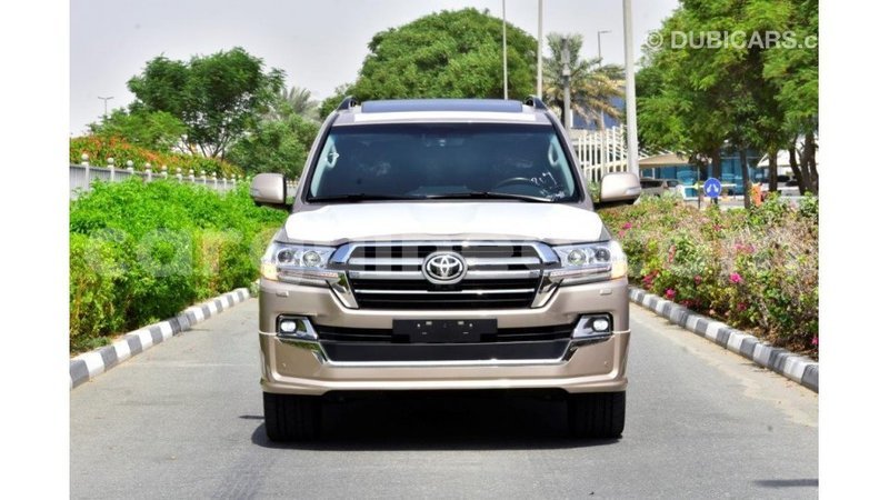 Big with watermark toyota land cruiser conakry import dubai 4101