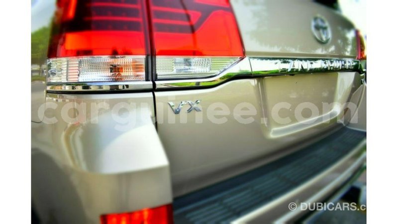Big with watermark toyota land cruiser conakry import dubai 4101
