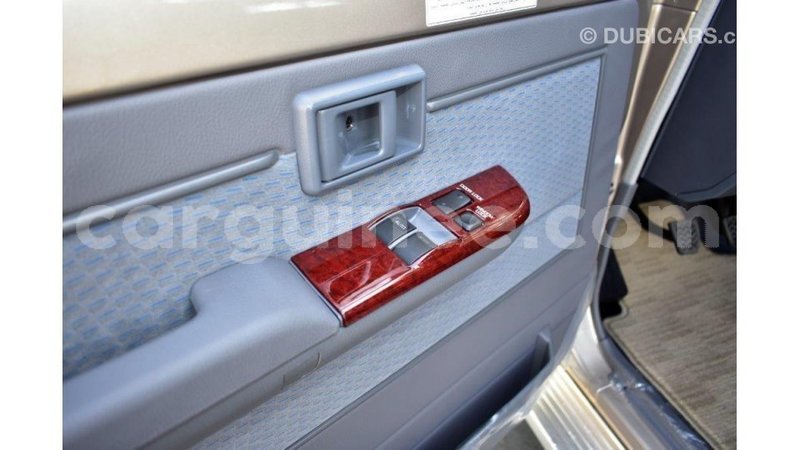 Big with watermark toyota land cruiser conakry import dubai 4102