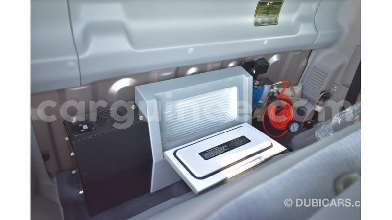 Big with watermark toyota land cruiser conakry import dubai 4102