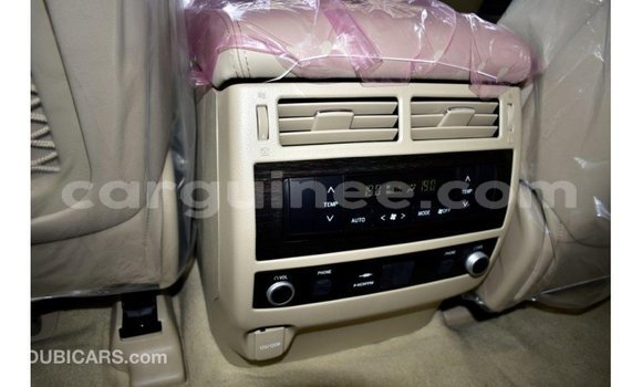 Buy Import Toyota Land Cruiser White Car in Import - Dubai in Conakry Buy Import Toyota Land Cruiser White Car in Import - Dubai in Conakry
