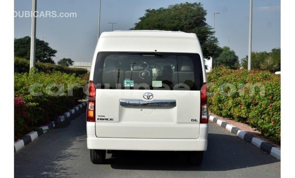 Buy Import Toyota Hiace White Car in Import - Dubai in Conakry Buy Import Toyota Hiace White Car in Import - Dubai in Conakry