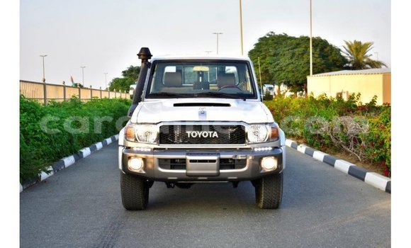 Buy Import Toyota Land Cruiser Other Car in Import - Dubai in Conakry Buy Import Toyota Land Cruiser Other Car in Import - Dubai in Conakry