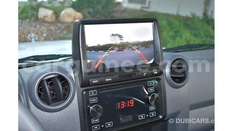Big with watermark toyota land cruiser conakry import dubai 4107