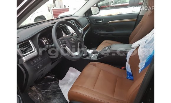 Buy Import Toyota Highlander Black Car in Import - Dubai in Conakry Buy Import Toyota Highlander Black Car in Import - Dubai in Conakry